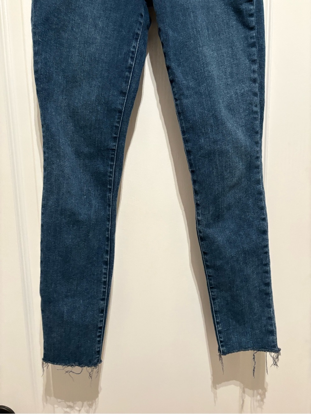 Women’s Frame Le High Skinny jeans w/raw hem size 27 - Picture 3 of 6